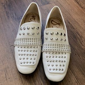 White leather Sam Edelman flats